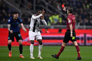 意媒：因此前巴斯托尼事件影响，意甲准备出台新规对假摔进行罚款