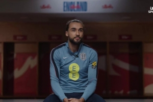 勒温谈重返国家队：妻子一直鼓励我，我只想证明我配得上站在这里