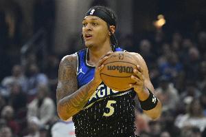 扛起进攻大旗！班凯罗19中10&罚球15中13 得到36分6板5助1断1帽