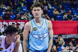 最强二轮秀！王睿泽10中6拿到17分4助 三分6中3