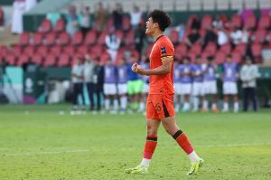 彭啸：希望接下来两场比赛全胜 有一天能为成年国家队效力