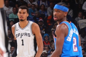 解说：文班亚马拿DPOY几乎板上钉钉 再拿MVP就要赢在当下了？