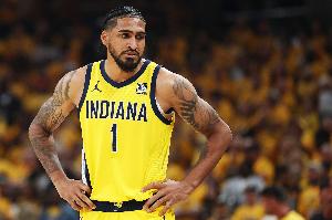 高效替补！托平11投8中&三分7中4得20分8板4助 正负值+6