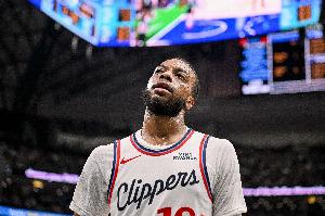 可别有大事！加兰次节末落地崴脚 半场拿8分4助&有3失误