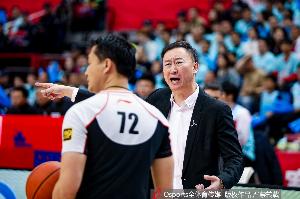 哨声不断！青岛浙江全场55次犯规 共获得78次罚球