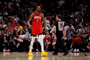 白巧克力：我认为KD总得分能超科比 但再往上就不确定了