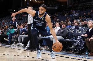 可圈可点！吕佩尔首发10中6拿到14分4板 三分3中2