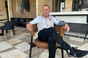 穆伦斯汀：我能理解伊朗难以在一个侵略他们的国家参加世界杯