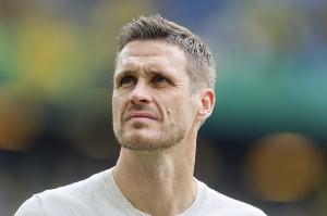 魏登费勒：凯尔为多特的夺冠道路奉献了很多，相信未来他还会回归