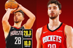 近3战场均28.3分10板6.8助2.8帽！火媒：MVP级 申京展现了统治力