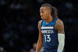 森林狼队史打出15分15板10助的球员：道苏姆、加内特、乐福