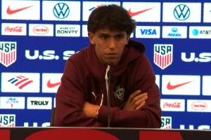 菲利克斯：若我们进球99%比赛会赢，10秒换人若是球员受伤怎么办