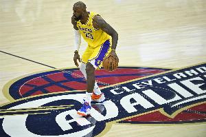 香波特：如果老詹想要赢球应该加入文班 想为球迷打球应该回克城