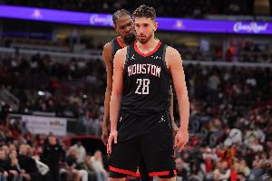 申京出手5次！KD：我不看什么第一或第二选择 我喜欢他的打球方式