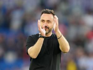 热刺旧将：德泽尔比不能提太多要求，他应先给予球员支持和鼓励