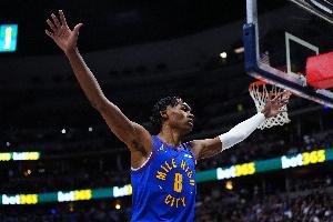 复出后出场限制20分钟！沃特森：希望下一场能出场更久