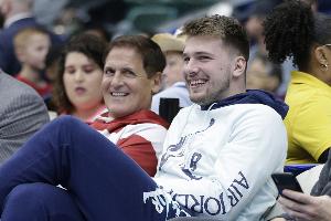 美记：库班失望自己在独行侠的角色 他在幕后推动杜蒙解雇哈里森