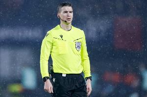 RMC：法国裁判工会寻求未来三年涨薪，法甲主裁目前年薪14.5万欧