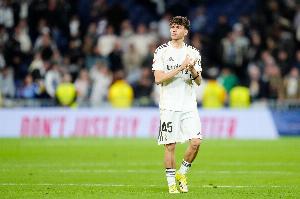 TA：皮塔奇合同解约金1.5亿欧，月薪约12万，每场比赛奖金8000欧