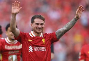 太阳报：利物浦计划今夏大清洗，麦卡、加克波等人被列入出售名单