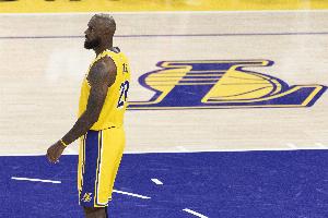 詹姆斯正负值-37 创个人生涯第二低&仅次于2018年面对森林狼的-39