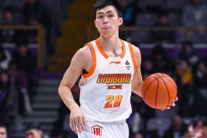 纯纯尽力局！庞峥麟出战36分钟 18中12&三分6中3空砍31分5板8助