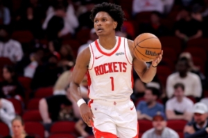 阿门正打出赛季最强的10场比赛！火箭想过首轮需要的他高效攻防