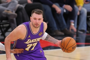 铁林：萧华想想办法让湖人首轮打到抢七 这样东契奇说不定能赶上