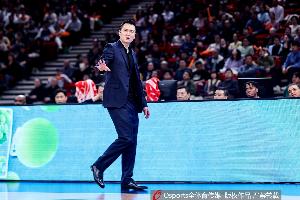 解说:上海最重要的是保持健康 在季后赛开始前发现并解决问题