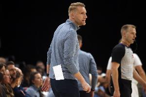 灰熊主帅：有点遗憾只是追平联盟单场三分球纪录 我为队员们骄傲