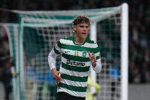 记者：尤文球探观看葡体欧冠比赛，考察马克西米利亚诺·阿劳霍