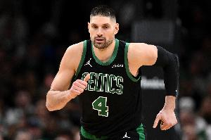 卧底？武切维奇10投仅1中拿2分 三分5中0