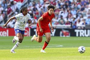 津媒：邵子钦处职业生涯重要上升期，留洋本菲卡目标踢女足欧冠