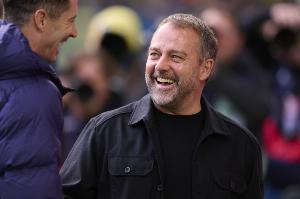 TA盘点：弗里克激励加维、拉菲尼亚等人，他像巴萨年轻球员的父亲