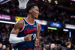 泰伦·卢：马瑟林得分能力强 当他能让队友都参与进攻时就太棒了