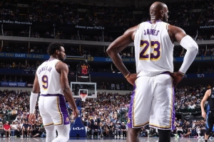 夸梅喊话詹姆斯：为什么布朗尼在你身边就变成了胆小的吉娃娃？