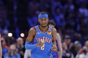 对手不太给力~亚历山大本赛季已经25次三节打卡 占出战场次37.3%