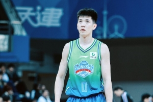 比外援还猛！林庭谦半场14中7砍下19分3板1助1帽
