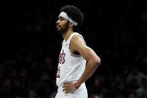 阿特金森：阿伦还是有一些伤病 明天看看他的反馈如何