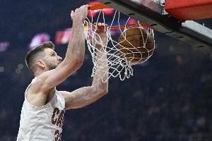 莫布里谈迪恩·韦德复出：他能防守最好的球员 能为我们拉开空间