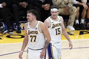 浓眉:东里受伤前我看好湖人的争冠前景 但伤病对他们打击很大