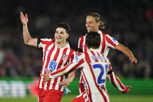 世体：马竞对巴萨抗议判罚难以置信，4天前的误判他们可只字未提