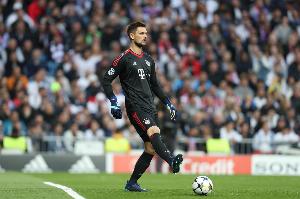 朝着复出迈进!拜仁官方:乌尔赖希今日重返球场完成跑步训练