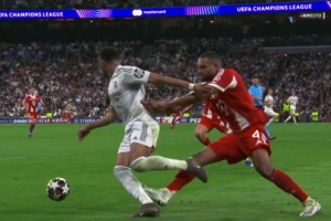 龙赛罗怒喷：塔没被罚下令人愤慨 裁判嫉妒皇马！VAR有什么用