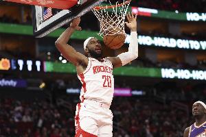 乌度卡谈奥科吉首发：他表现很棒 追防马克西&带来了防守和能量