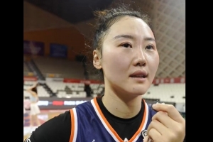 武桐桐：虽有遗憾但不会动摇信念 会带着更好的状态回馈新疆球迷