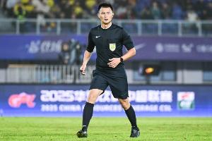 德转显示李海新共执法5次上海德比，申花2胜3平且取得两连胜