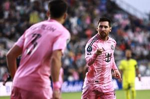 记者：梅西参与迈阿密国际今日训练，前锋阿连德依然缺席