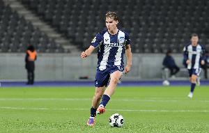 法尔克+罗马诺:曼城已联系艾希霍恩团队 球员符合俱乐部引援策略