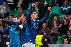 太阳报：阿森纳客胜葡体后，伦敦飞西班牙机票从15镑飙升至200镑